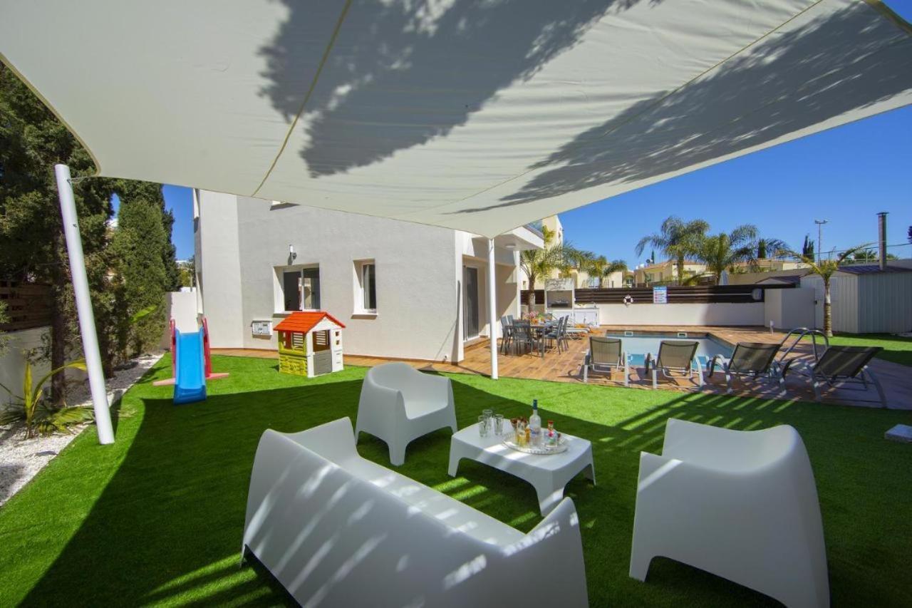 Tsokkos Family Villa - Pool Garden 2' Walk To Beach プロタラス エクステリア 写真