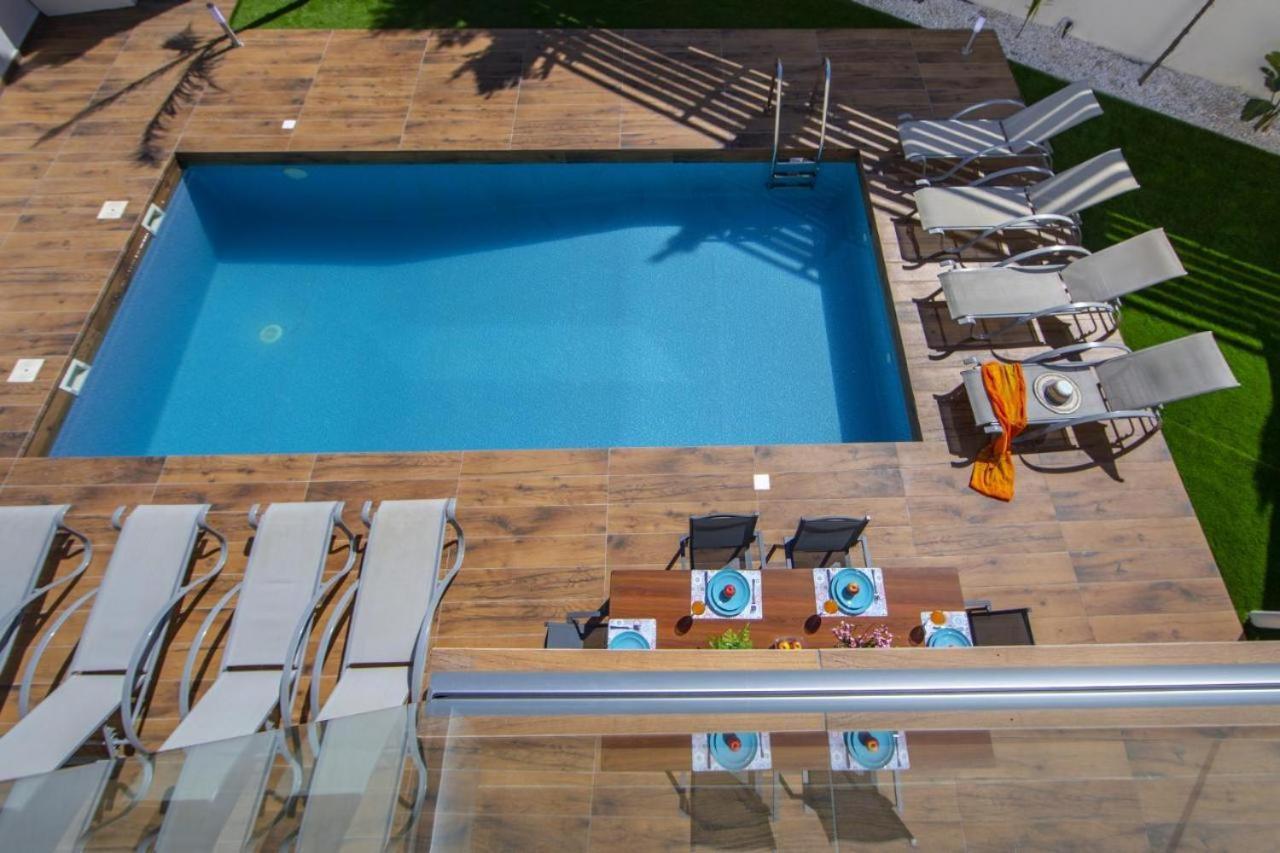 Tsokkos Family Villa - Pool Garden 2' Walk To Beach プロタラス エクステリア 写真