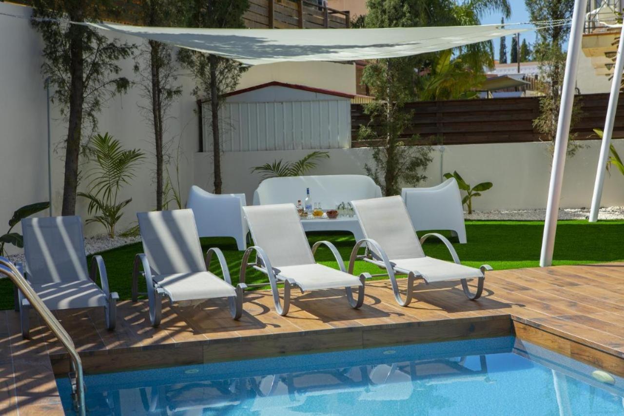 Tsokkos Family Villa - Pool Garden 2' Walk To Beach プロタラス エクステリア 写真
